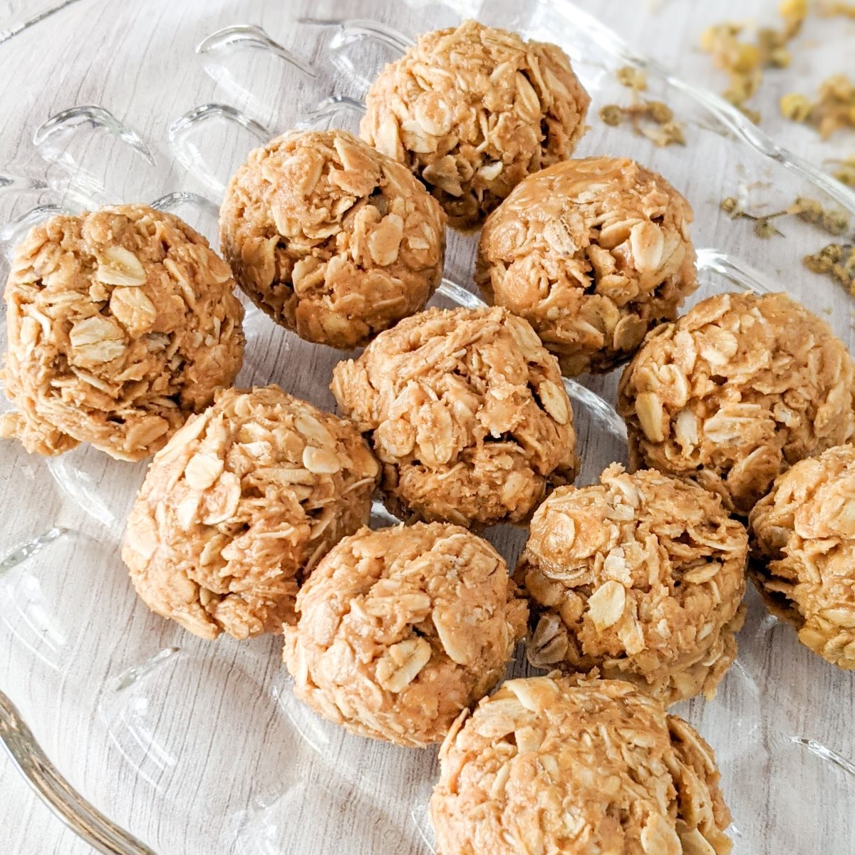 3 Ingredient PB Oatmeal BallsNo Equipment DietitianRecipe Writer